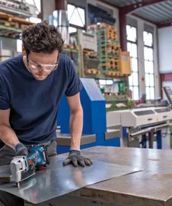 Plaatschaar Bosch GSC 18V-16 E - Rotopino.nl -Schuurmachine Winkel plaatschaar bosch gsc 18v 16 e 120841